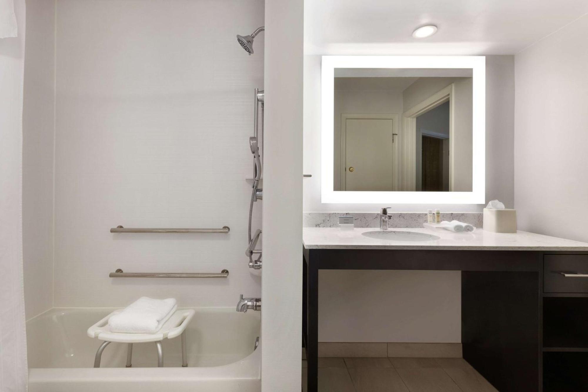 Homewood Suites By Hilton St. Petersburg Clearwater Buitenkant foto